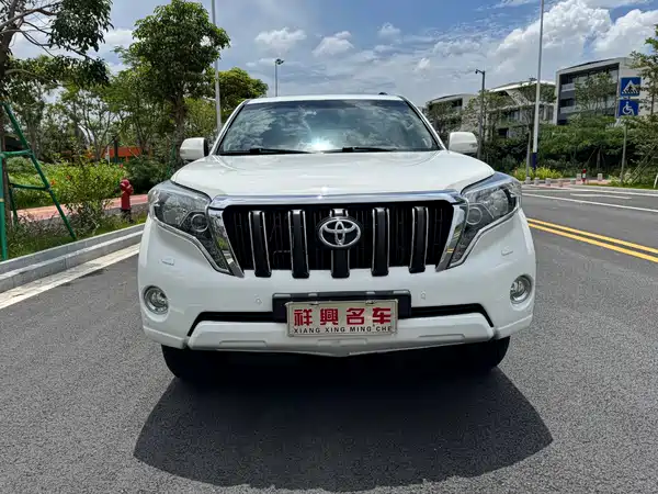 Toyota Prado 2015