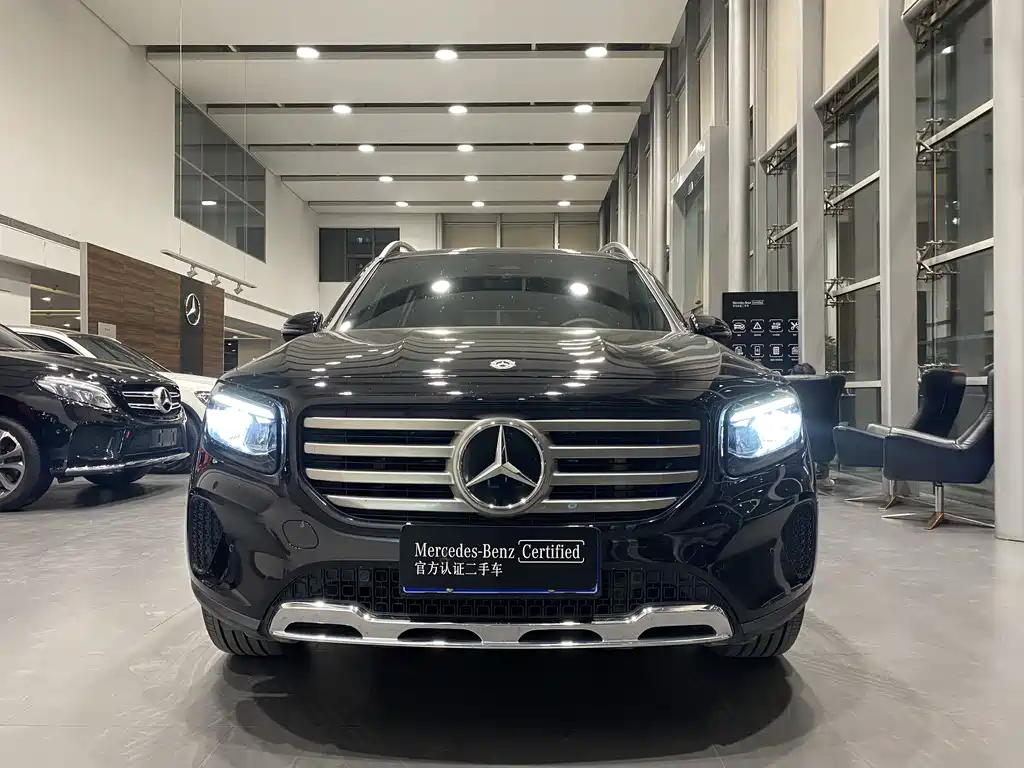 Mercedes-Benz GLB 2024 — фото 2