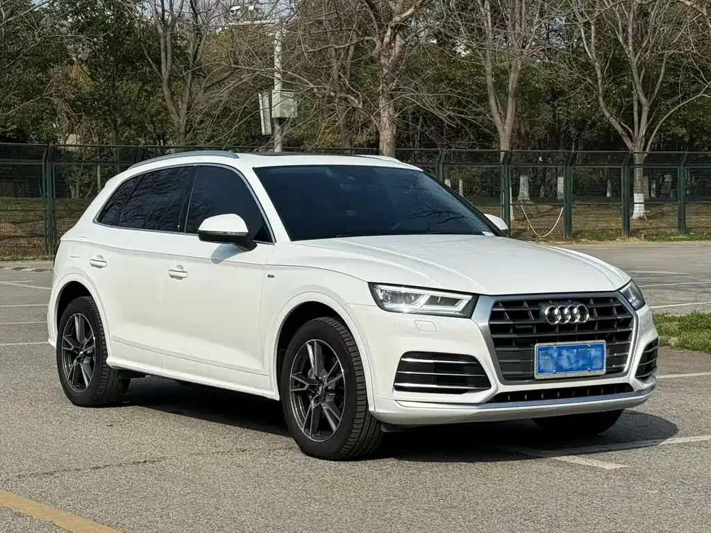 Audi Q5L 2020 — фото 3