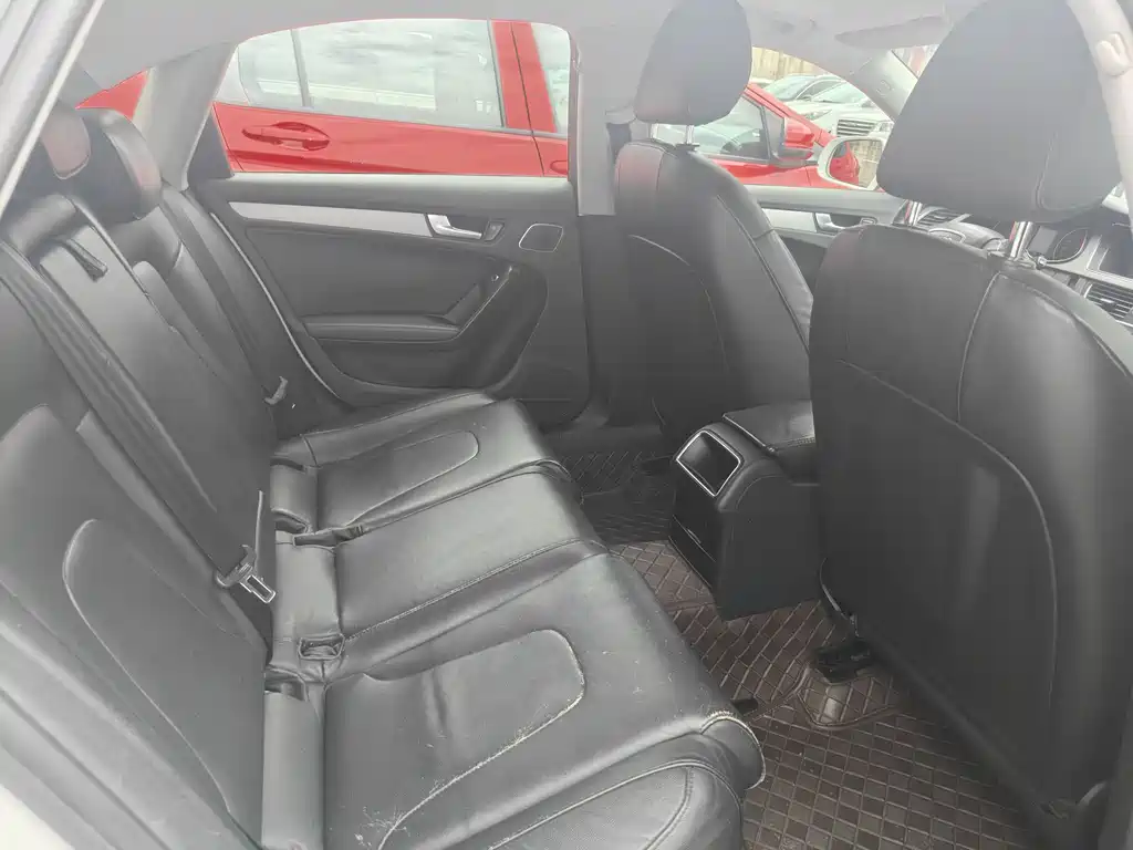 Audi A4L 2014