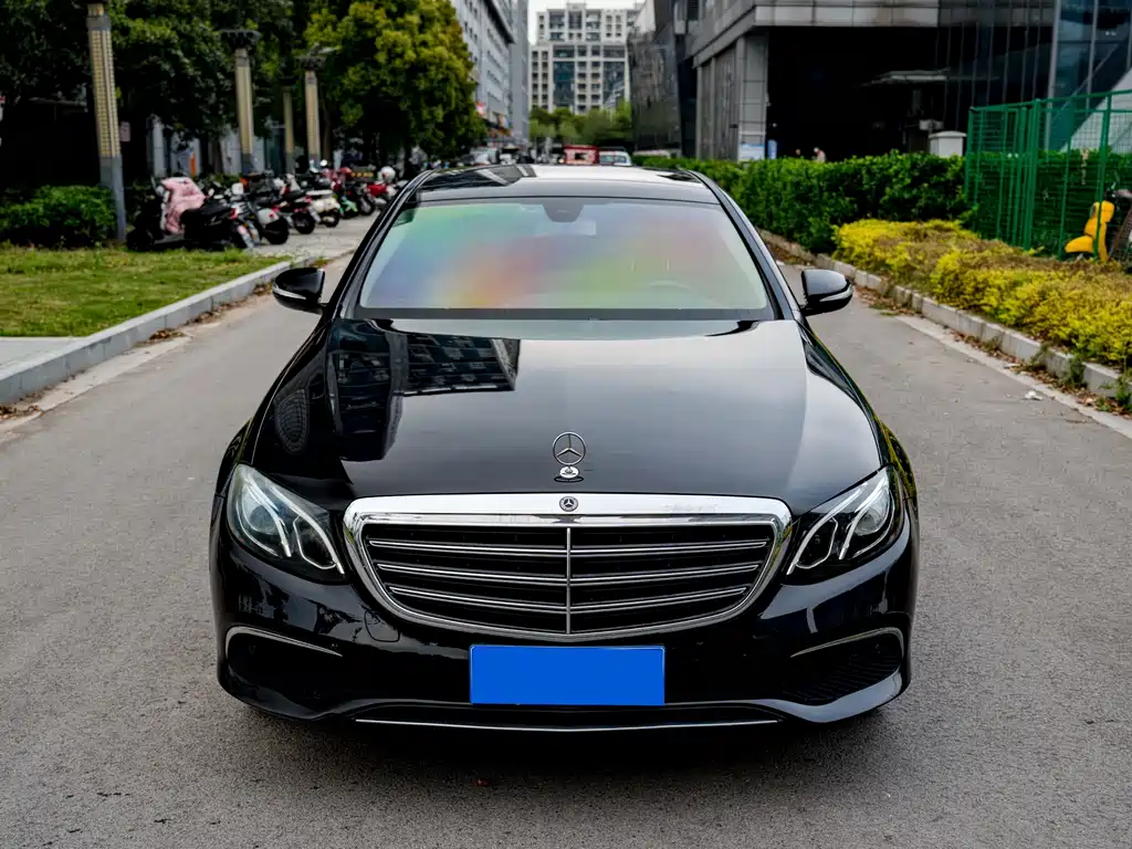 Mercedes-Benz E-Class 2019 — фото 2