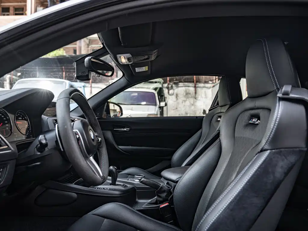 BMW M2 2019 — фото 16