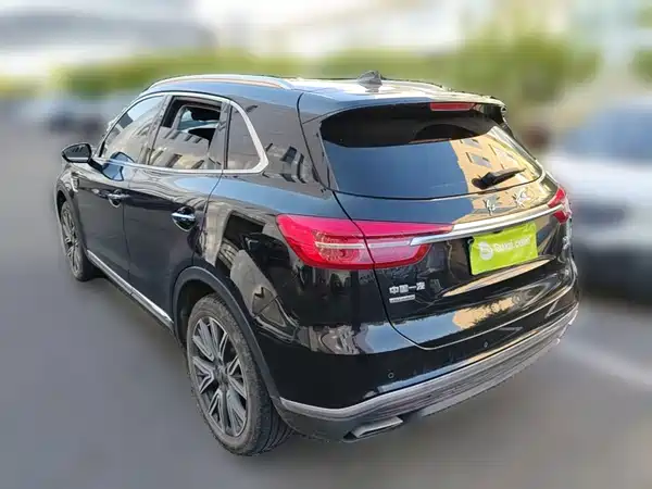 Hongqi HS5 2021