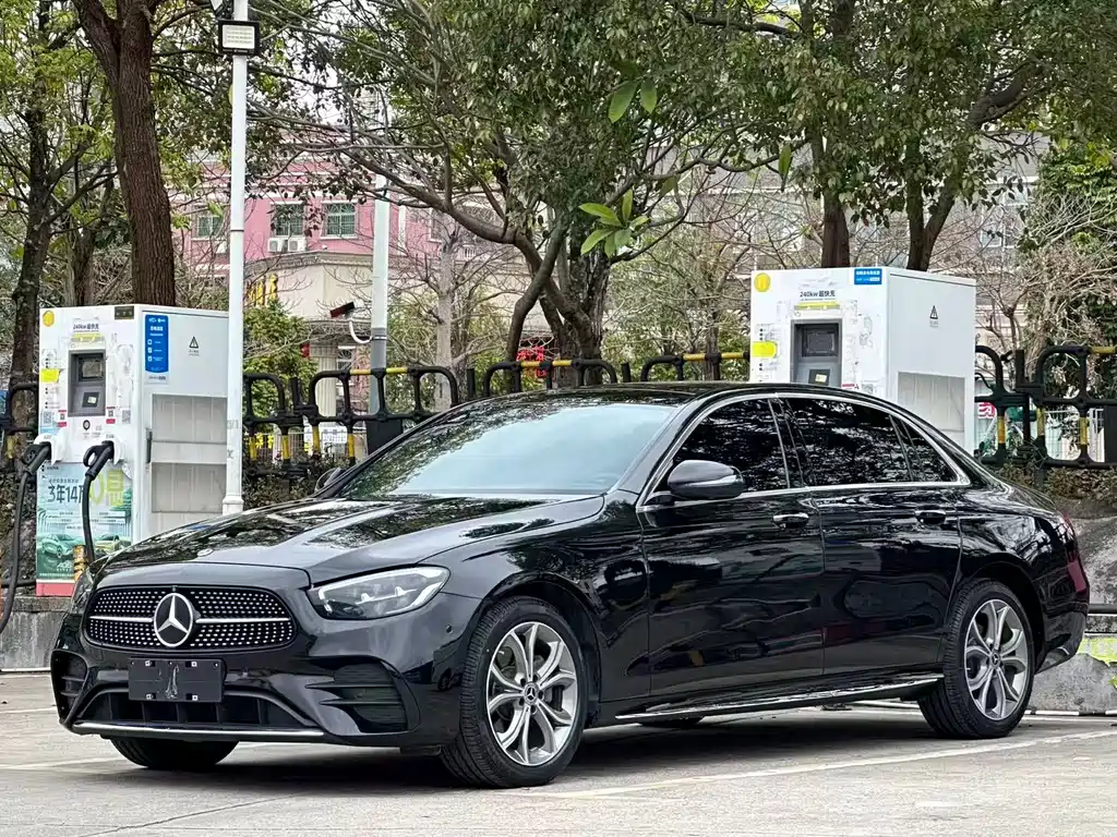 Mercedes-Benz E-Class 2021 — фото 1