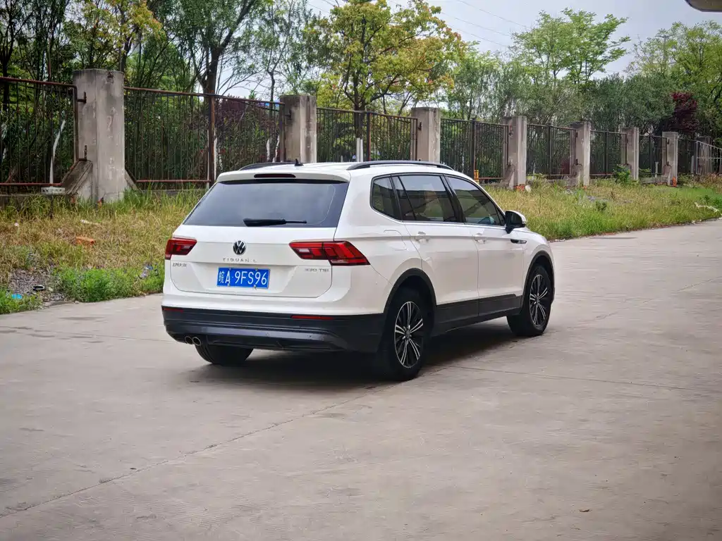 Volkswagen Tiguan L 2021 — фото 4