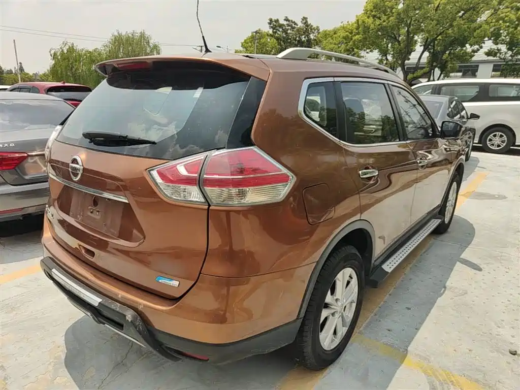 Nissan X-Trail 2015 — фото 7