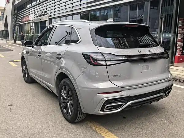 Hongqi HS5 2024