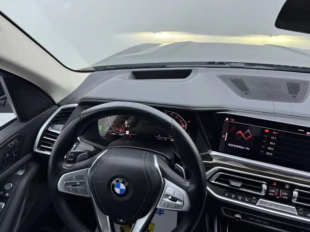 BMW X7 2022 — фото 5