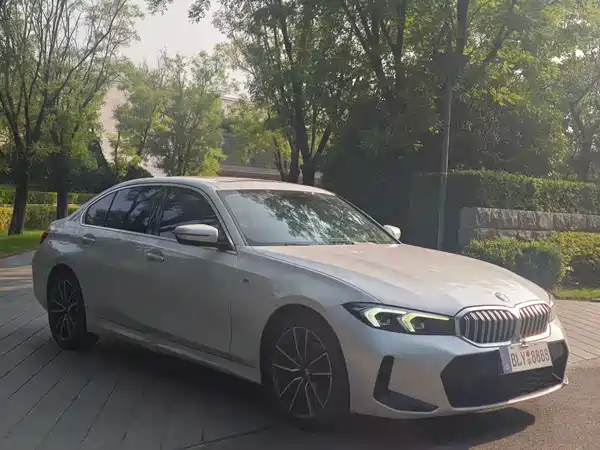 BMW 3 Series 2023