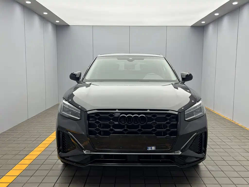 Audi Q2L 2022