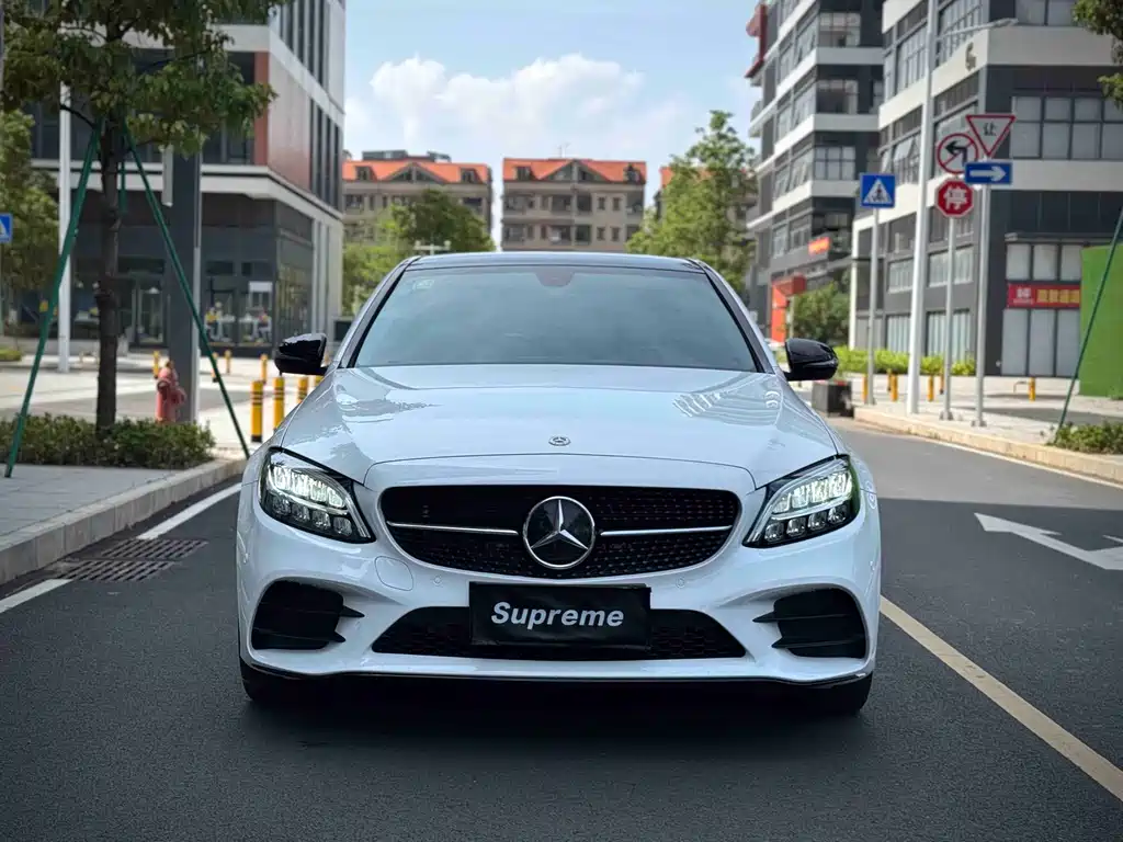 Mercedes-Benz C-Class 2021