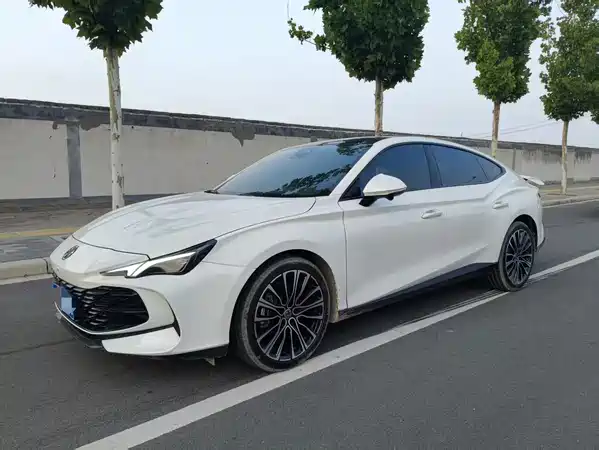 MG MG7 2024