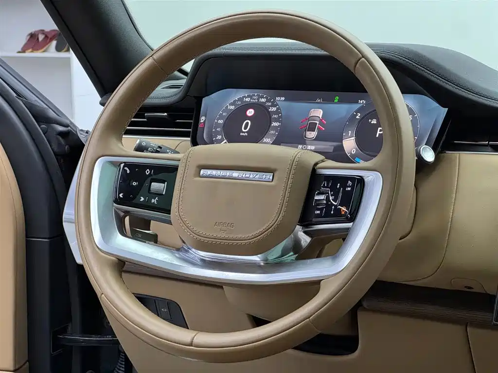 Land Rover Range Rover 2025 — фото 11