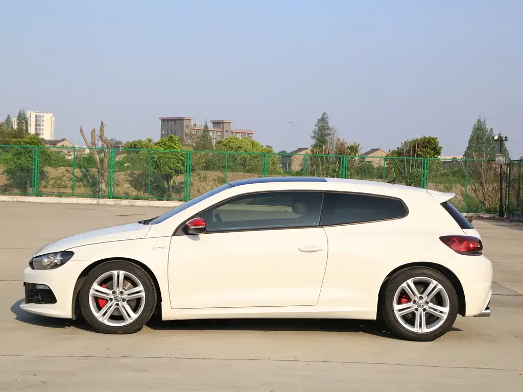 Volkswagen Scirocco 2014 — фото 18