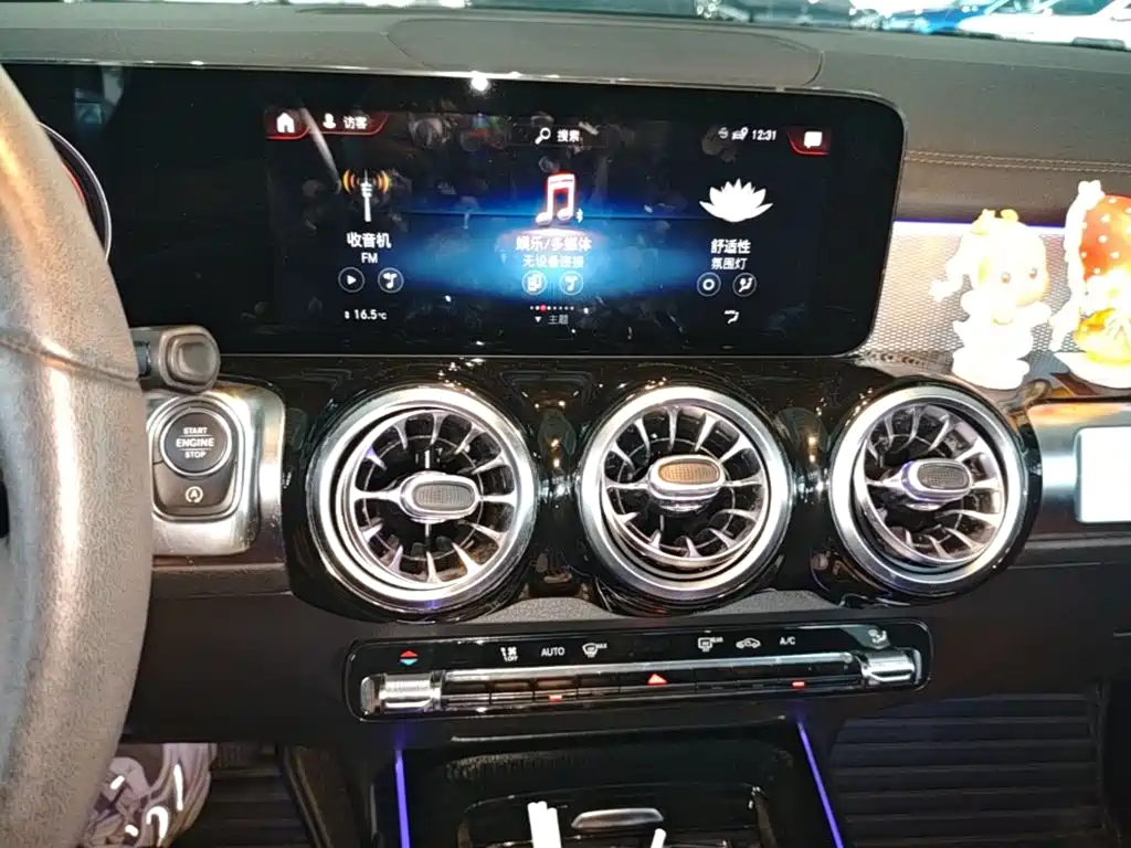Mercedes-Benz GLB 2020 — фото 13