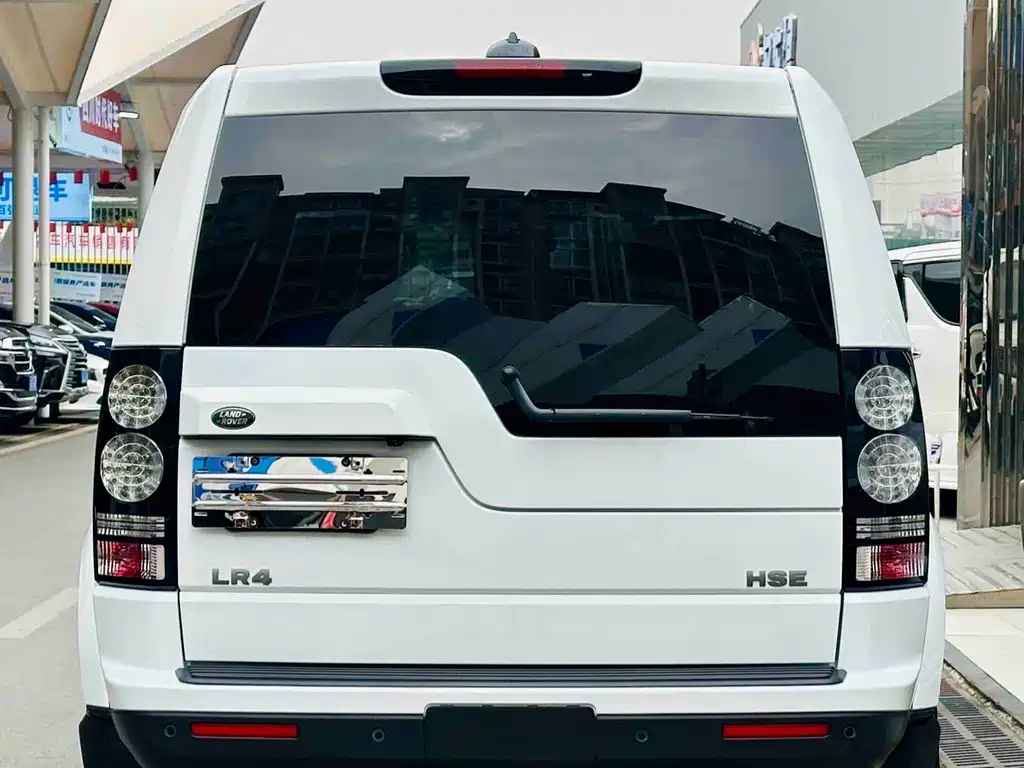 Land Rover Discovery 2015 — фото 4