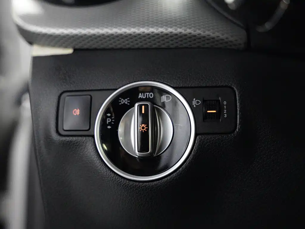 Mercedes-Benz B-Class 2018 — фото 12