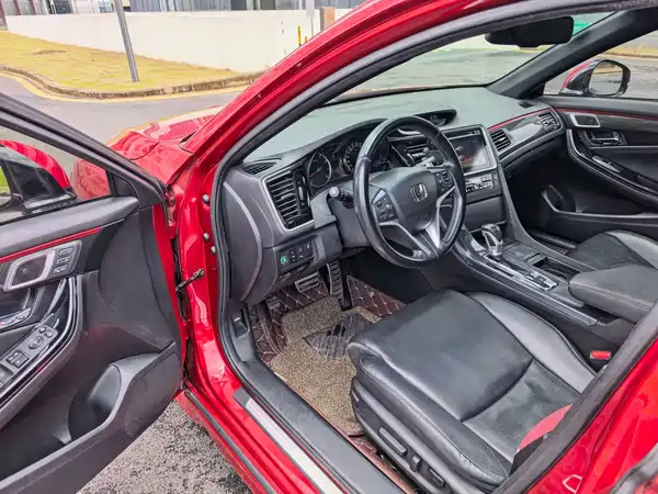 Honda Spirior 2015