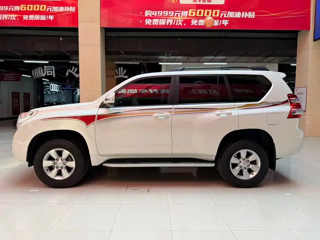Toyota Prado 2016 — фото 8
