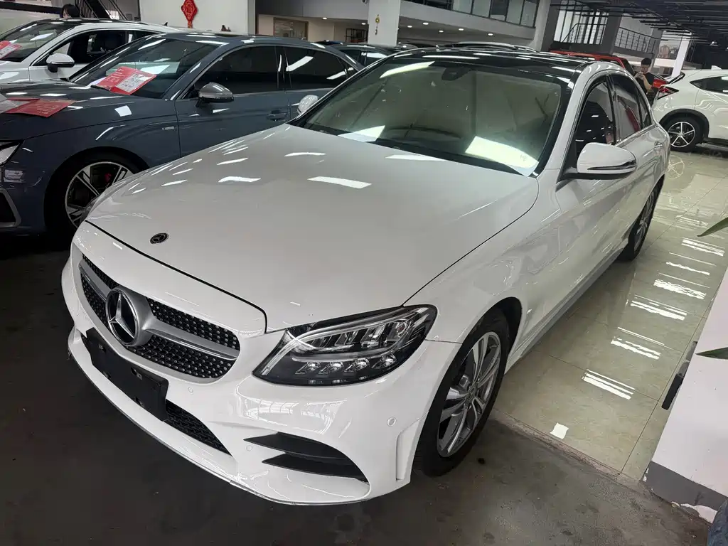 Mercedes-Benz C-Class 2021