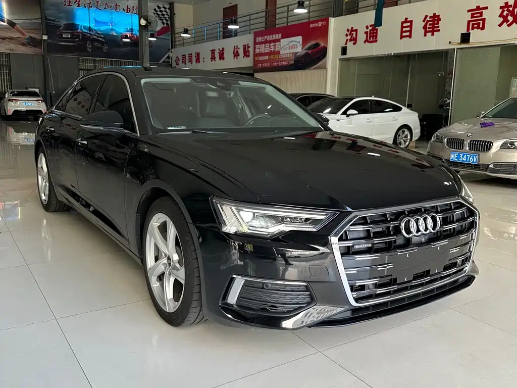 Audi A6L 2022