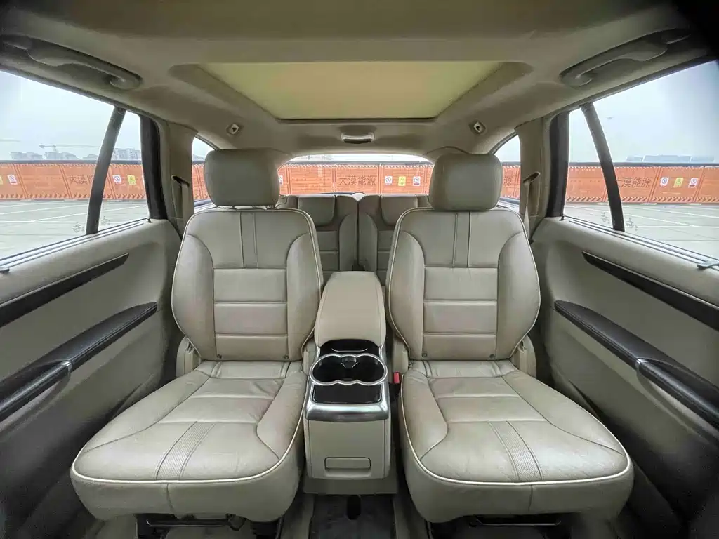 Mercedes-Benz R-Class 2015 — фото 14