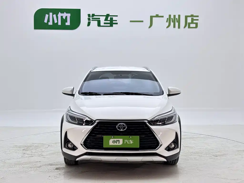 Toyota Yaris L 2022