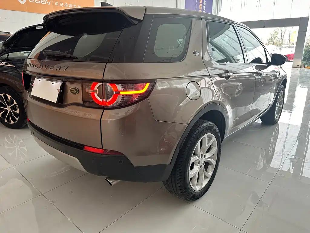Land Rover Discovery Sport 2017 — фото 6