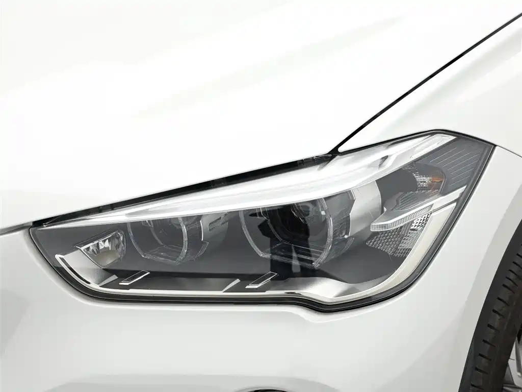 BMW X1 2018 — фото 18