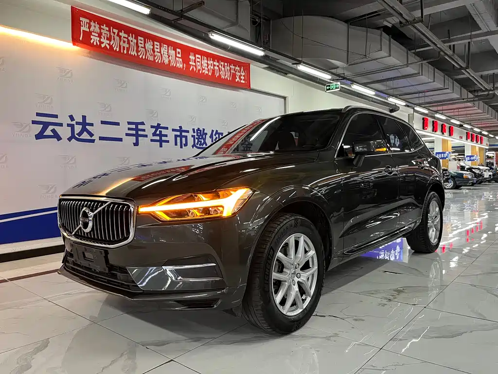 Volvo XC60 2020 — фото 2
