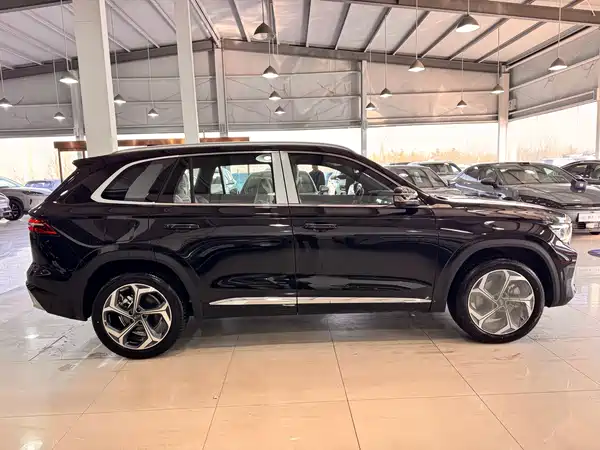Geely Xingyue L 2024