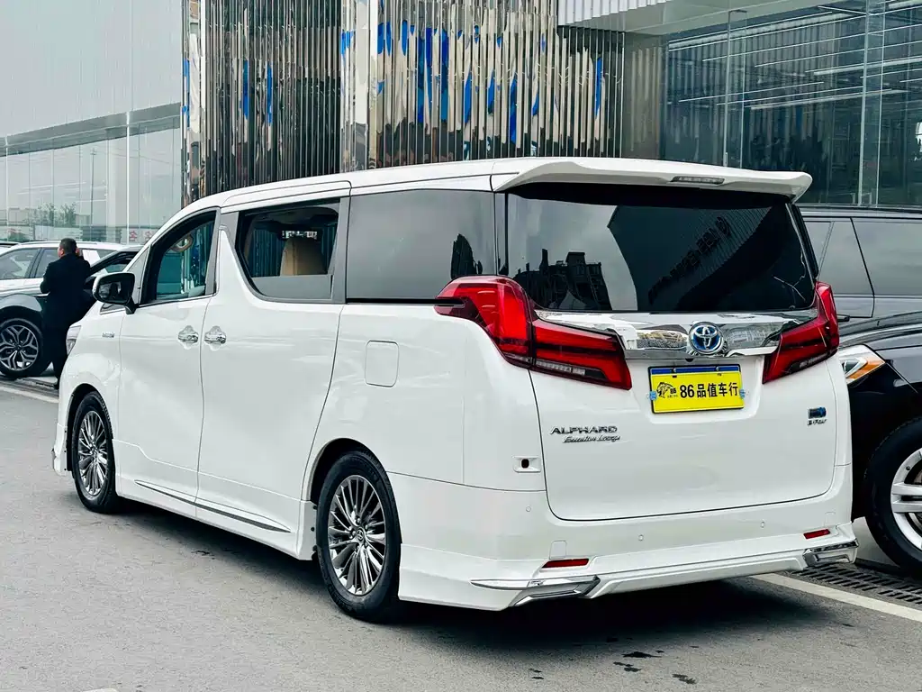 Toyota Alphard 2019 — фото 5