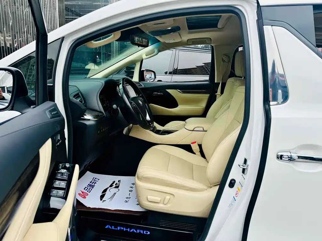 Toyota Alphard 2019 — фото 6