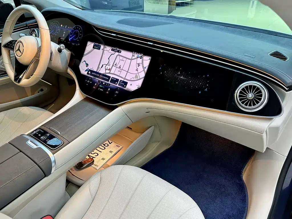 Mercedes-Benz EQS 2022 — фото 12