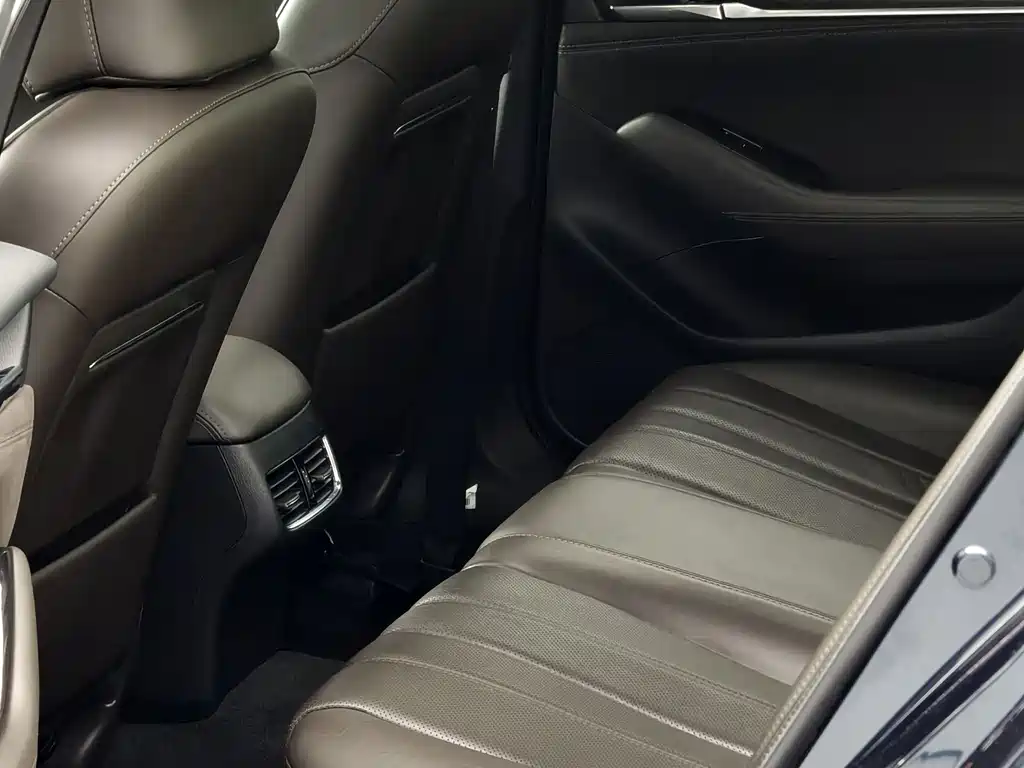 Mazda Atenza 2020 — фото 6