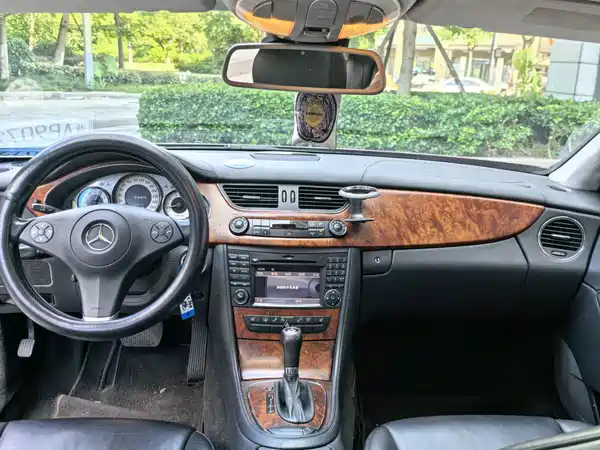 Mercedes-Benz CLS 2011