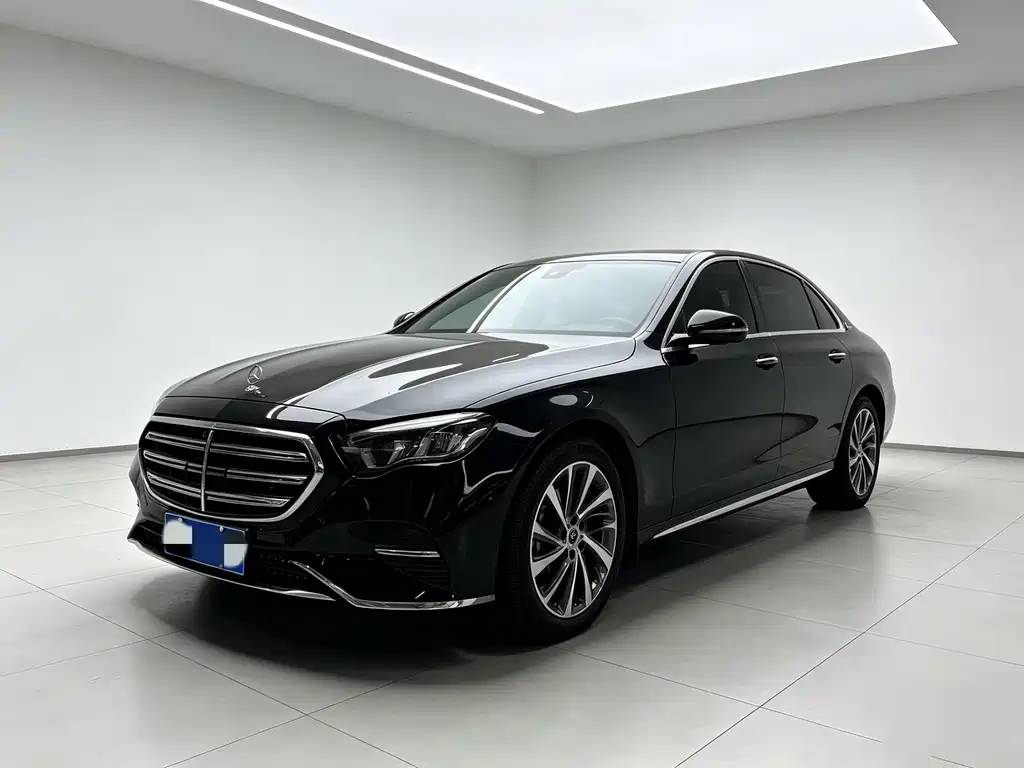 Mercedes-Benz E-Class 2025