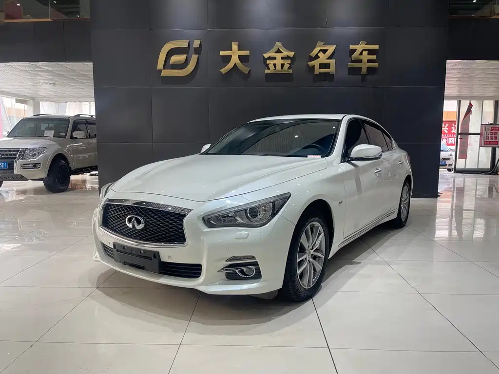 Infiniti Q50L 2017 — фото 1