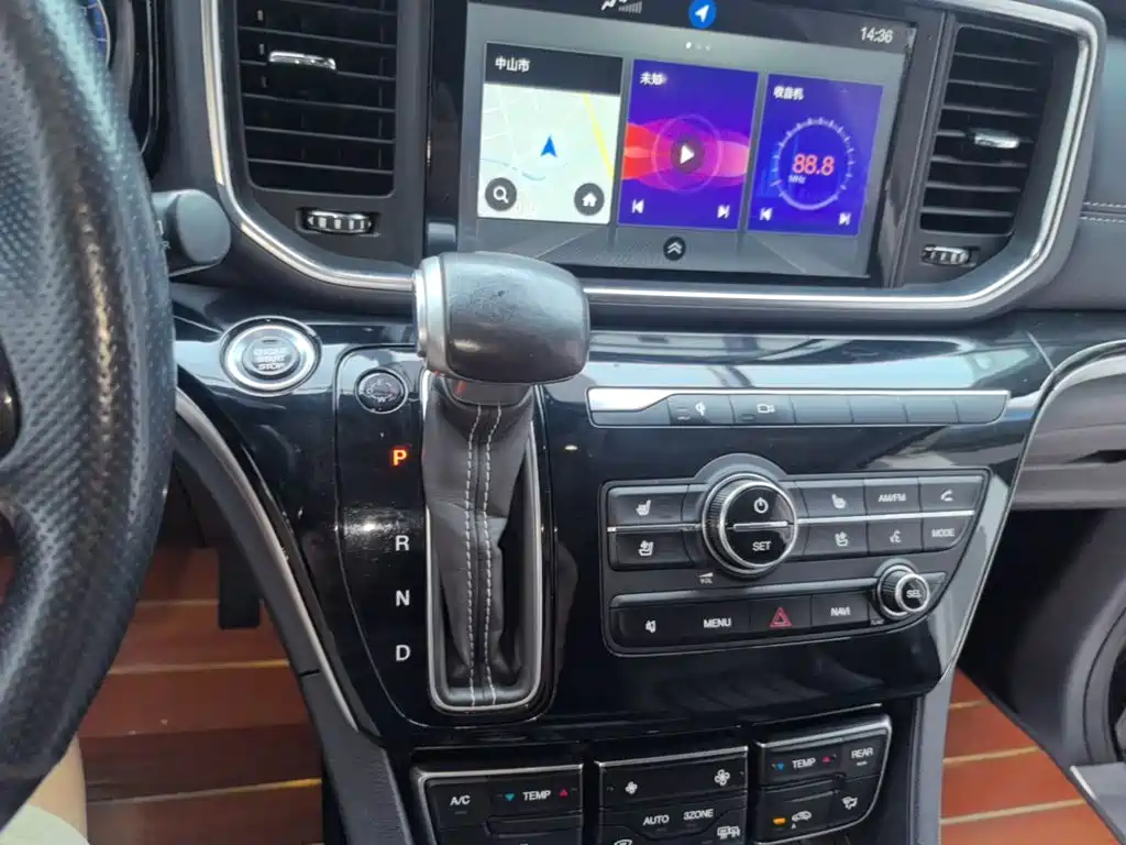 GAC Trumpchi M8 2020 — фото 14