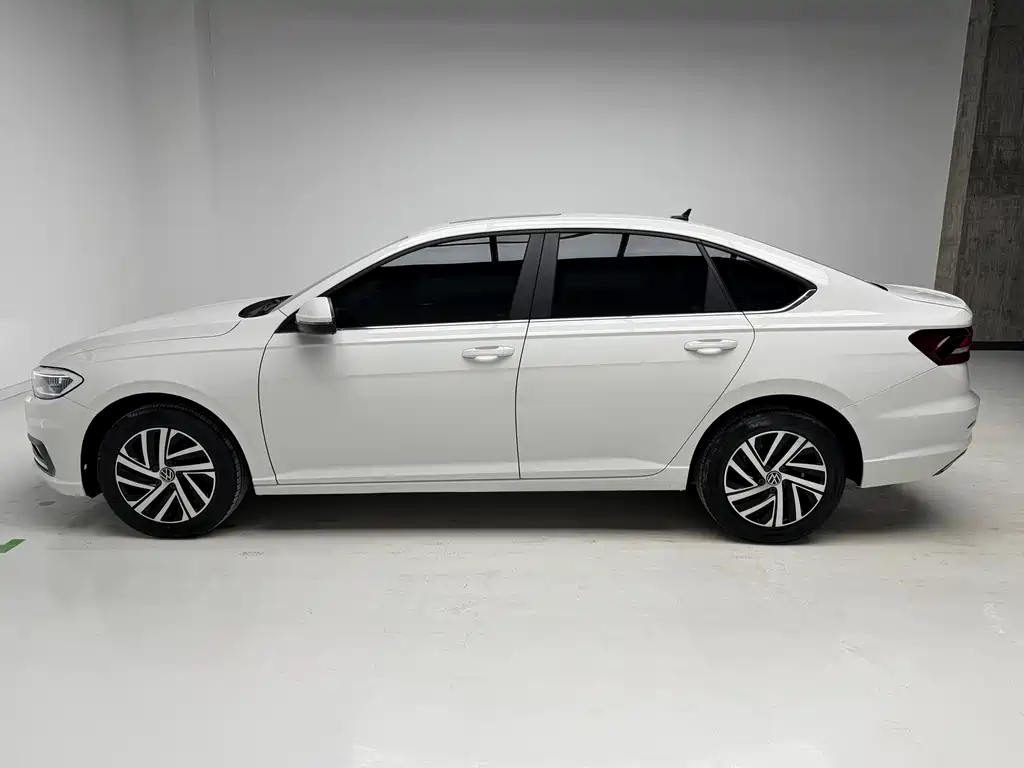 Volkswagen Lavida 2022
