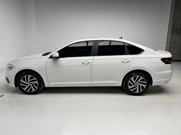Volkswagen Lavida 2022