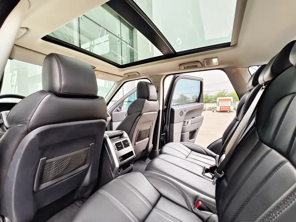 Land Rover Range Rover Sport 2017 — фото 10