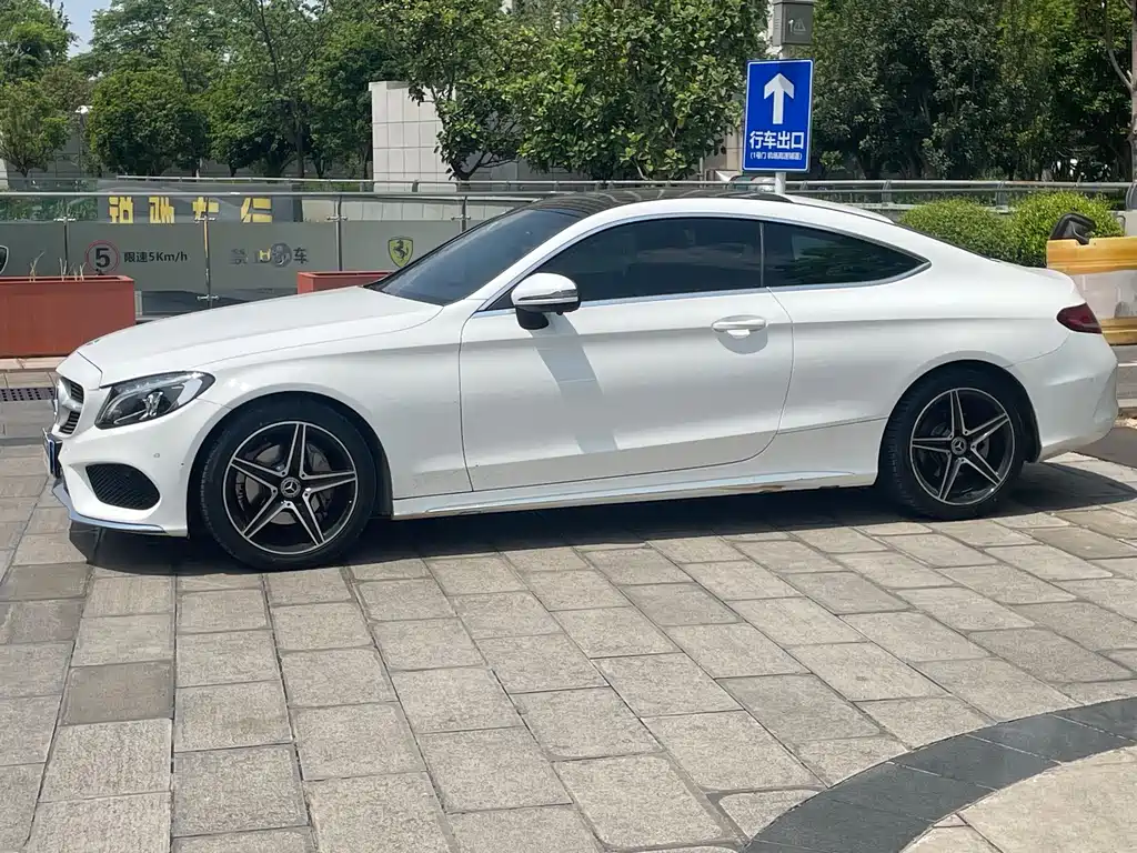 Mercedes-Benz C-Class 2018 — фото 4