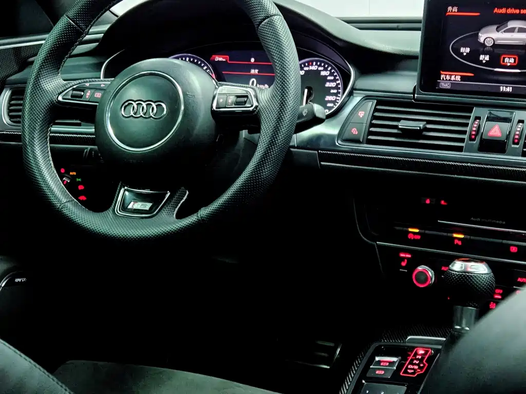 Audi S6 2013 — фото 14