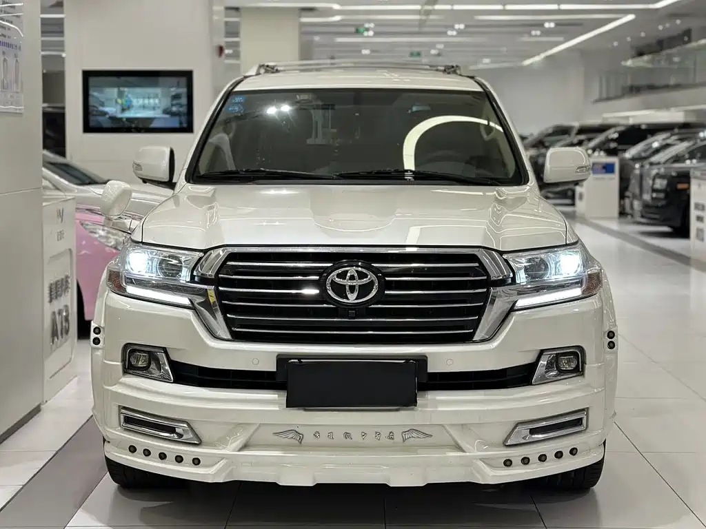 Toyota Land Cruiser 2016 — фото 8
