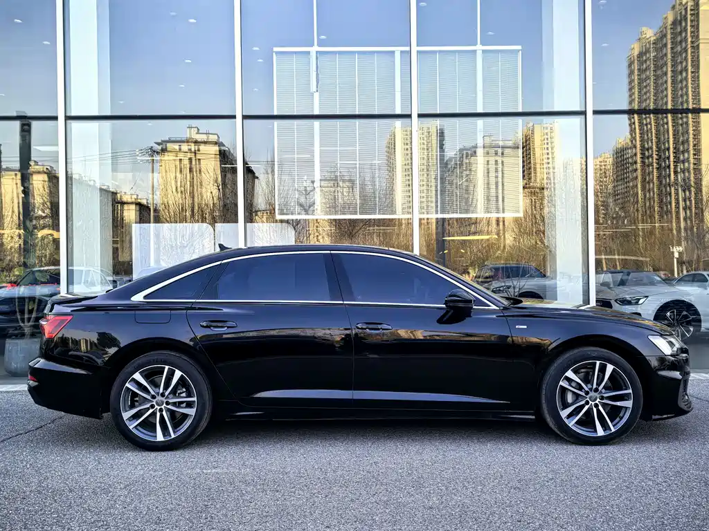 Audi A6L 2021 — фото 2