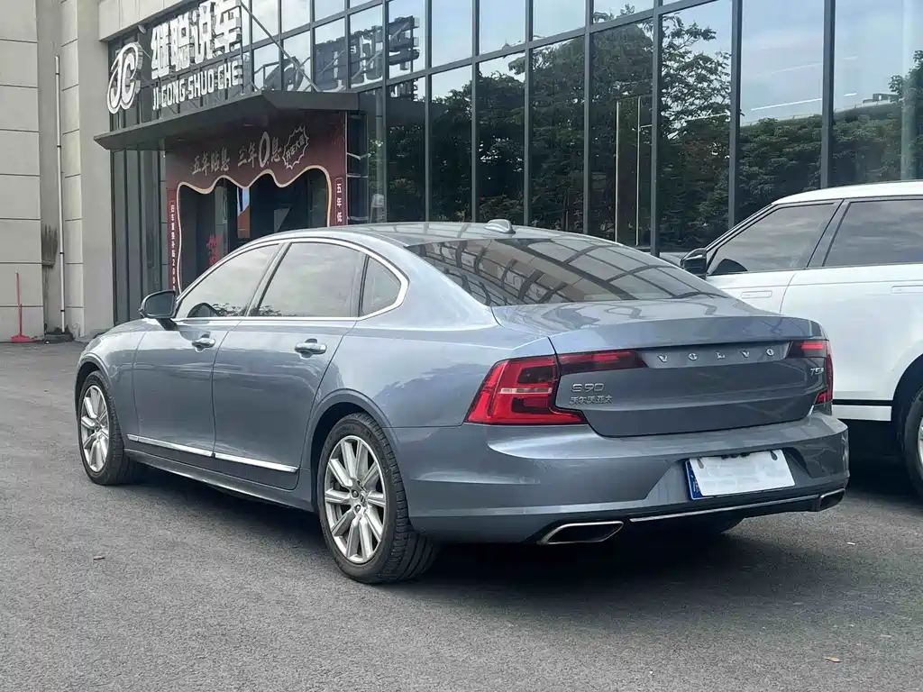 Volvo S90 2019 — фото 8