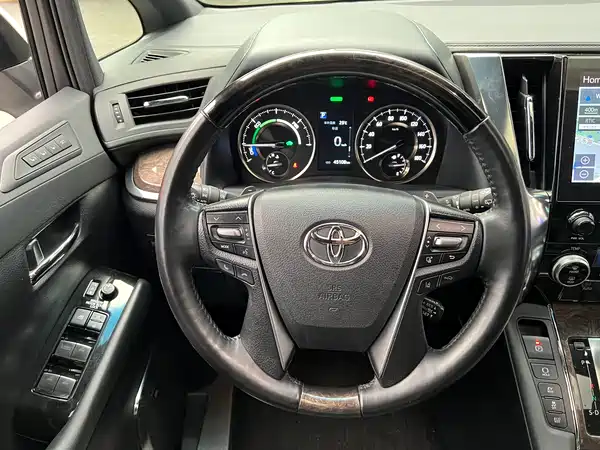 Toyota Alphard 2021