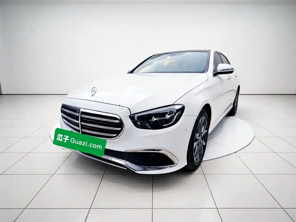 Mercedes-Benz E-Class 2022