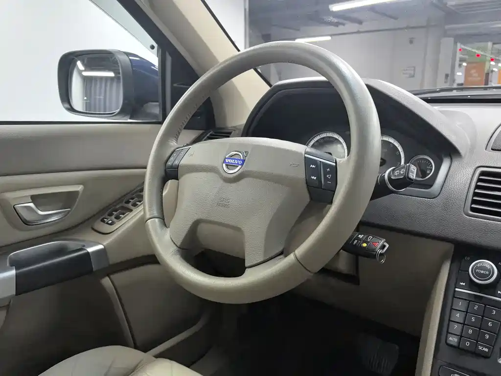 Volvo XC90 2012 — фото 10